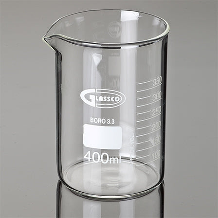 Beaker glass 25ml low form with graduation and spout