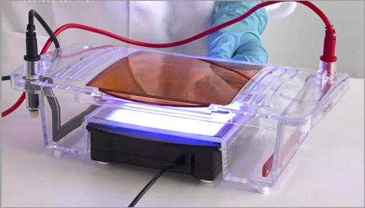 Package 1 - Horizontal Electrophoresis system, with Blue light and Universal Power Supply
